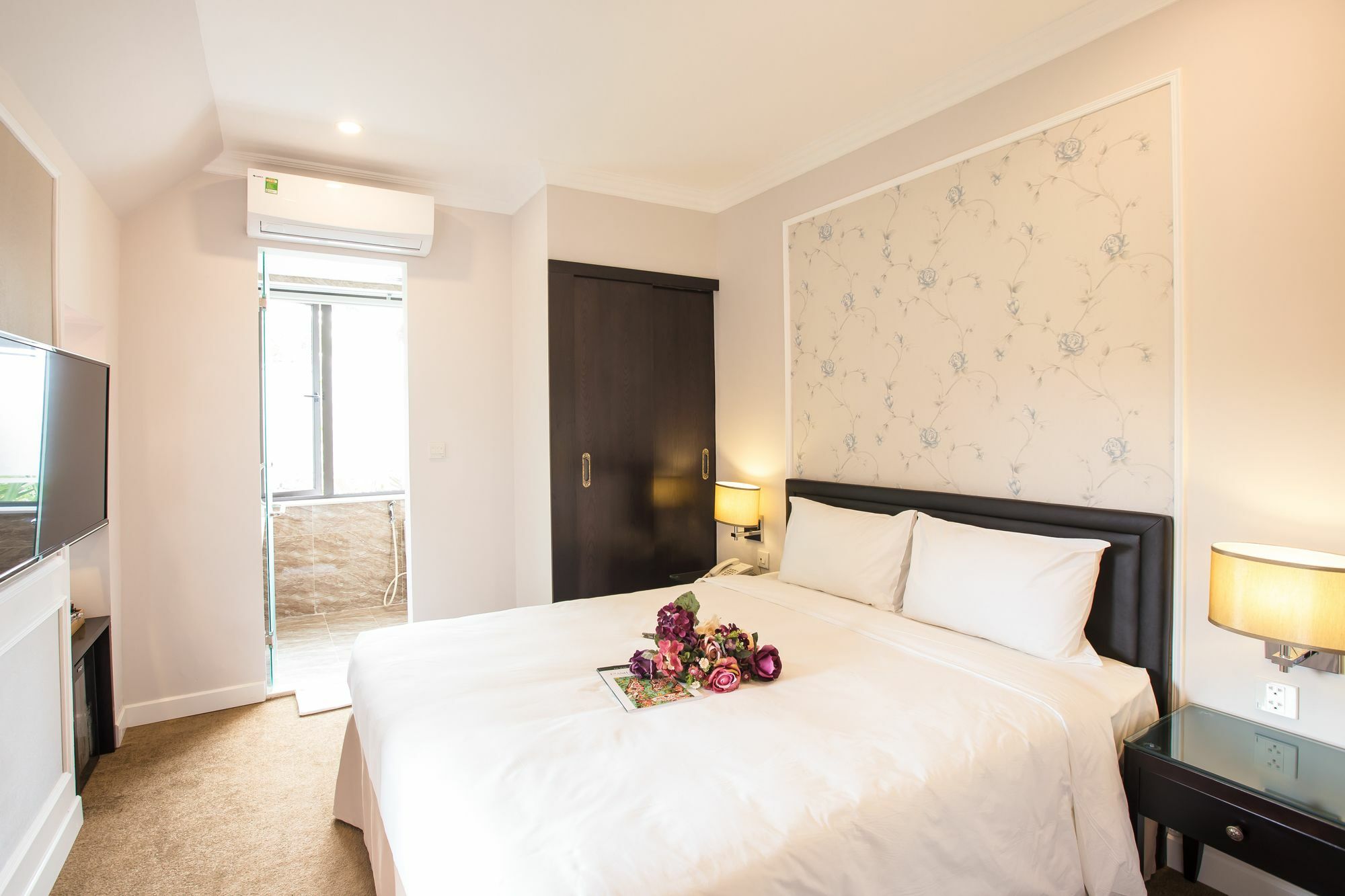 Dinh Elegant Hanoi Hotel Buitenkant foto