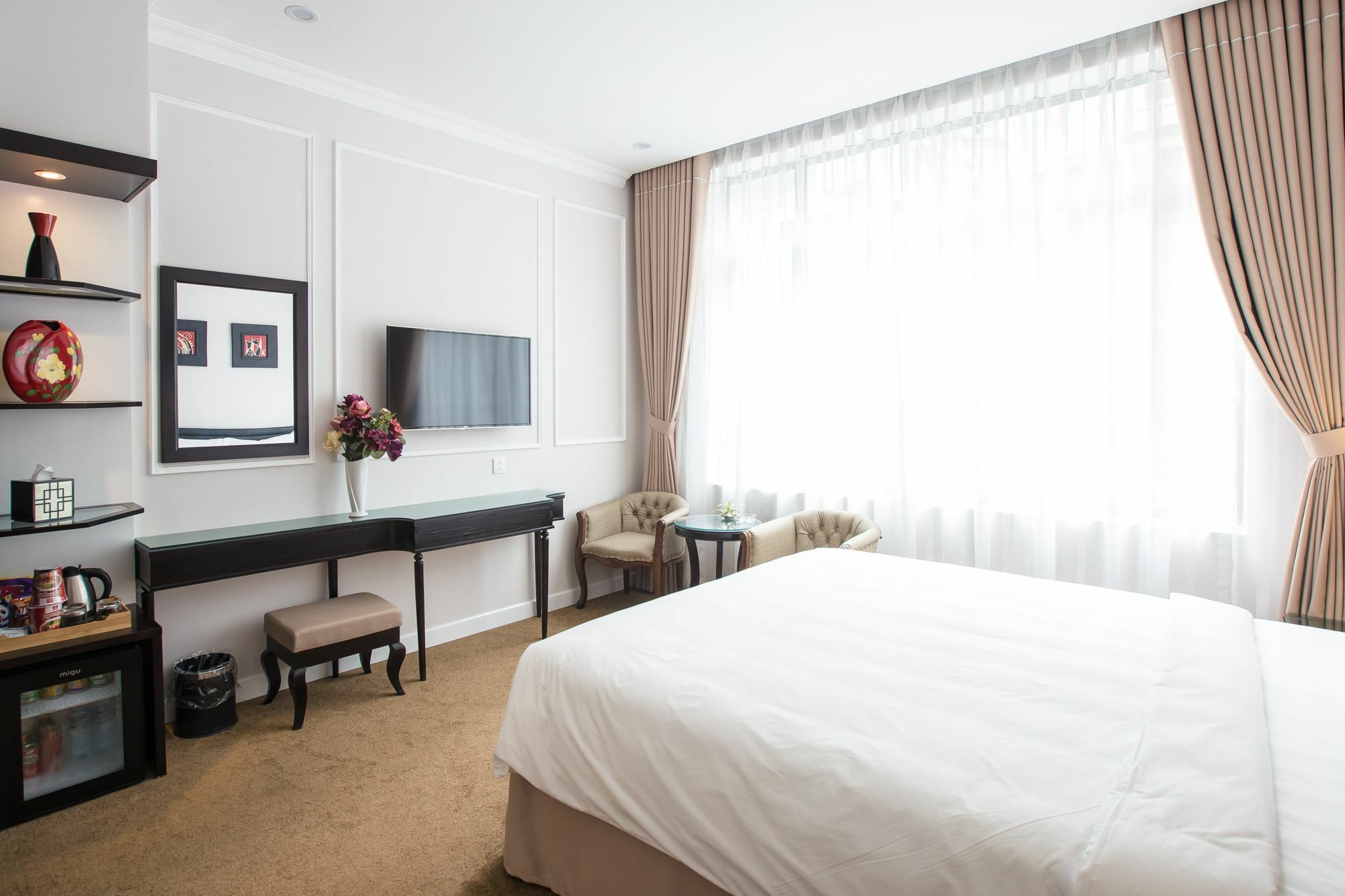 Dinh Elegant Hanoi Hotel Buitenkant foto